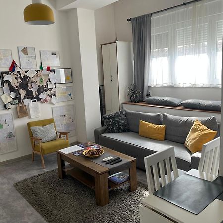 Appartamento Jumi Belgrado Esterno foto