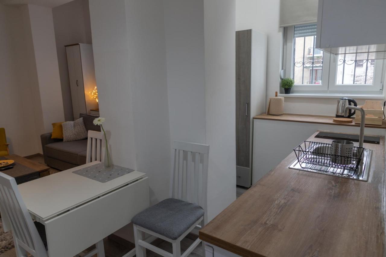 Appartamento Jumi Belgrado Esterno foto