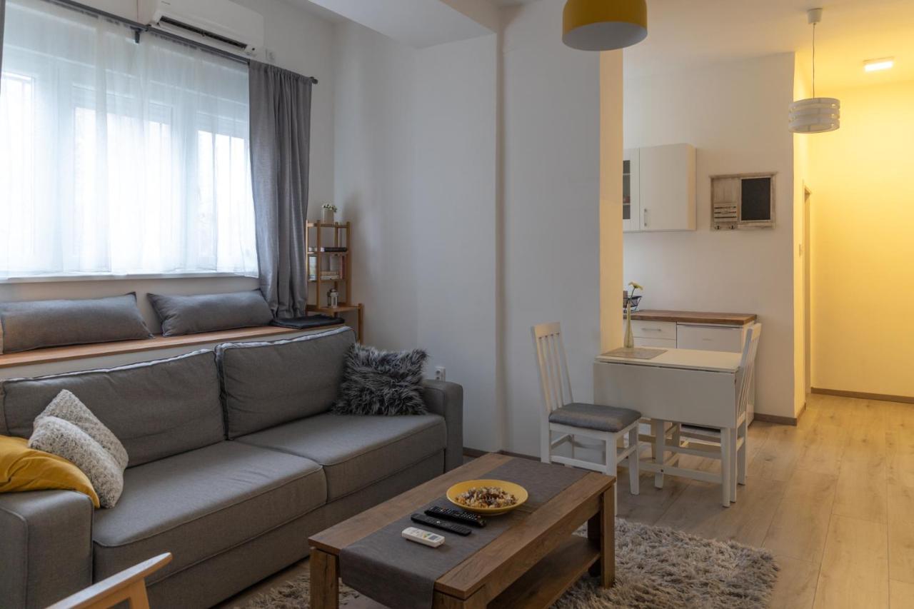 Appartamento Jumi Belgrado Esterno foto